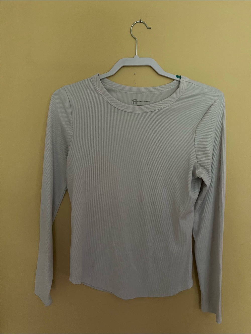 No Boundaries Light Gray Ribbed Long Sleeve Crewneck Top